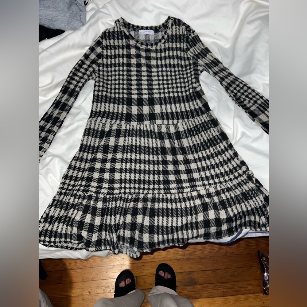 Zara Checkered Sweater Dress- Stretchy and Super Soft- SMALL- No Zipper/Buttons